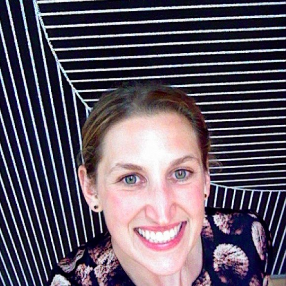 Meet your Posher, Anthea - Picture 1 of 1